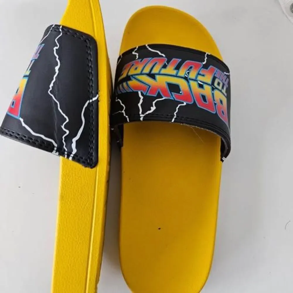 Back to the Future Slides Size 8 to 9